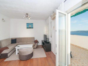 Apartment Stipic Omis - Three Bedroom Apartment with Terrace